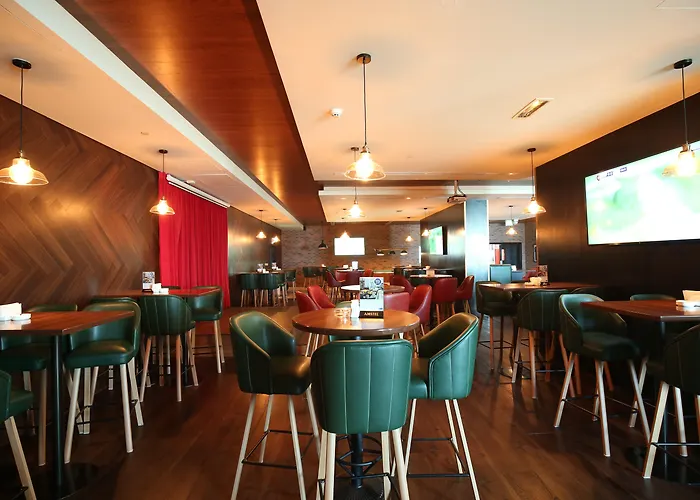 Holiday Inn Express Dubai Airport By Ihg
